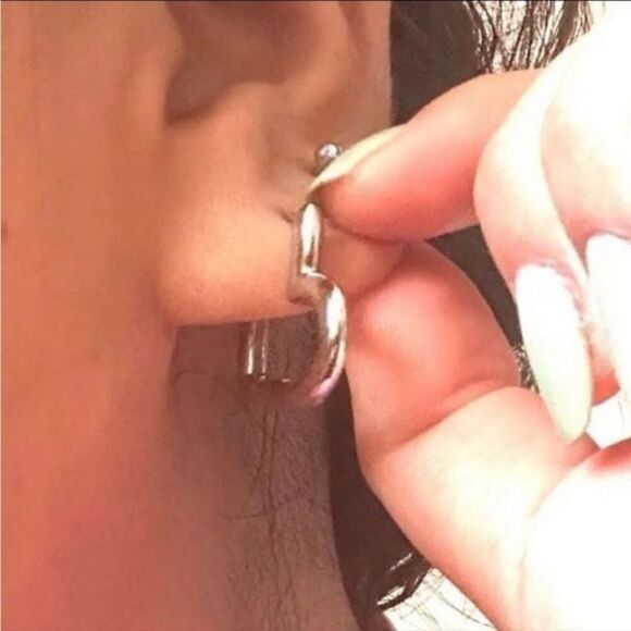 The Statement Heart earrings hoop huggie in 925 silver - Picture 6 of 6